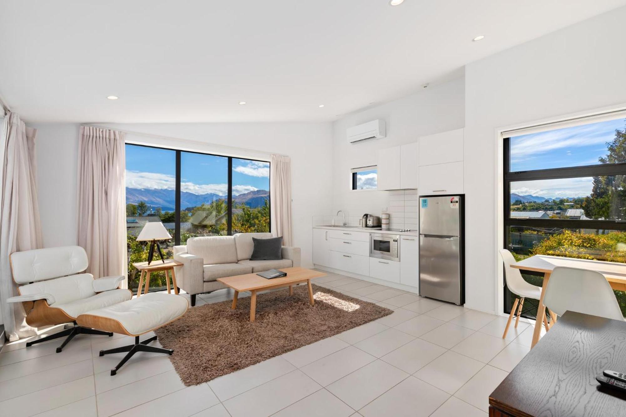 Tenby Apartments Wanaka Exterior photo